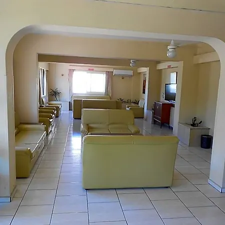 Hotel Denis *
