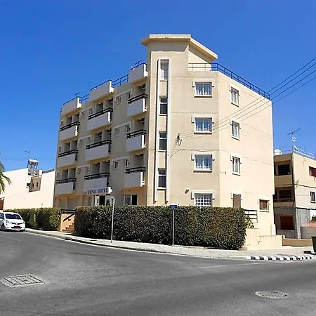 Hotel Denis