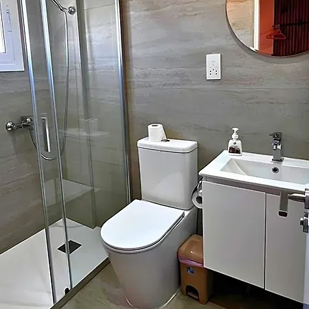 Denis Hotel *